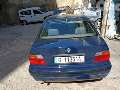 BMW 318 1992