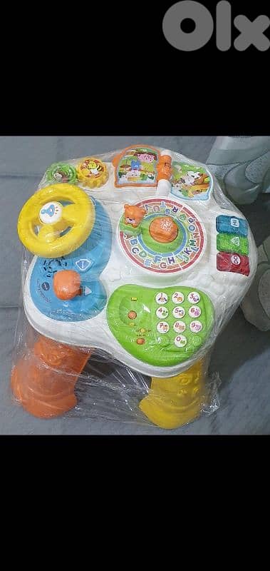 Baby activity  table  very clean like new 30$ byrt ashrafiye  03723895 5
