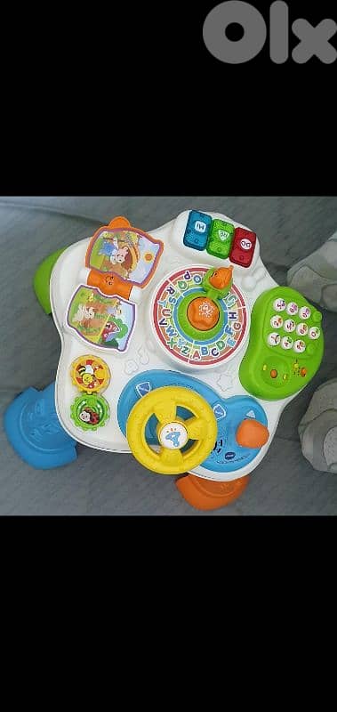 Baby activity  table  very clean like new 30$ byrt ashrafiye  03723895 7