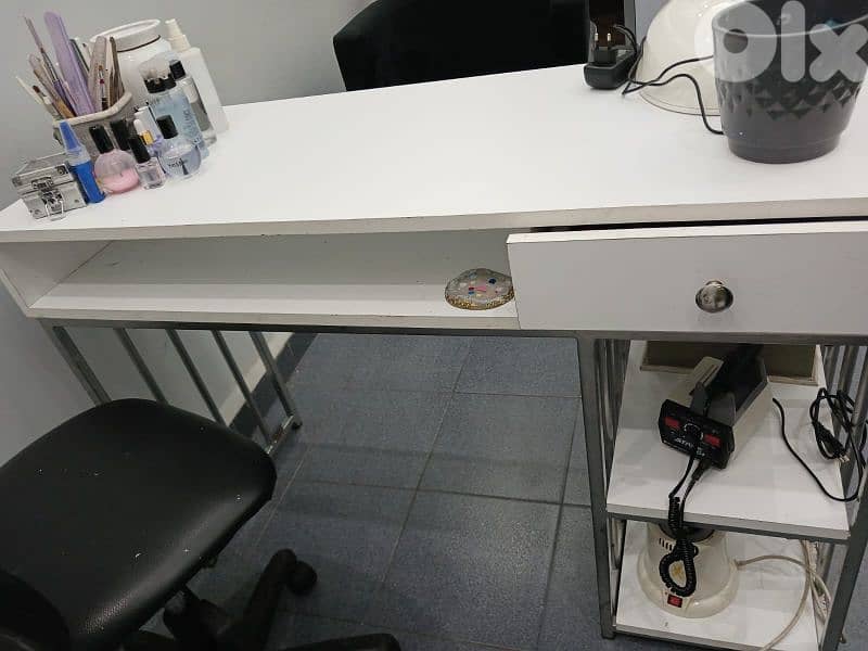 أغراض للبيع 3