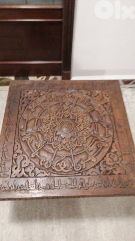 طاولة خشب انتيك مرتبة 4