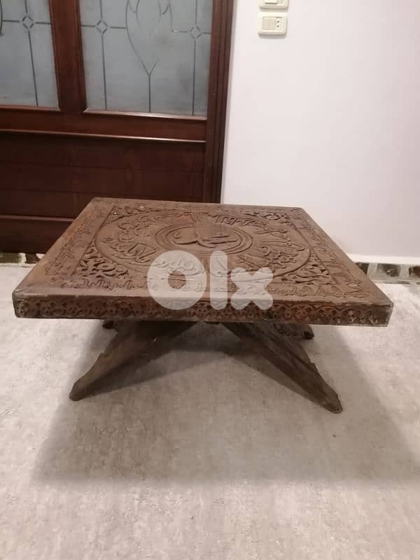 طاولة خشب كتير كرتبة و فخامة انتيك 1