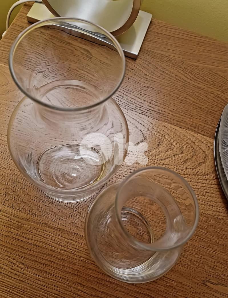 Set of 2 Arcoroc A Vin Carafes (1L + 0.5L) with Cup 1