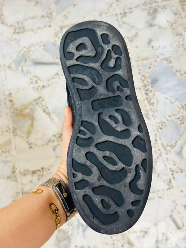 Alexander mac queen 2