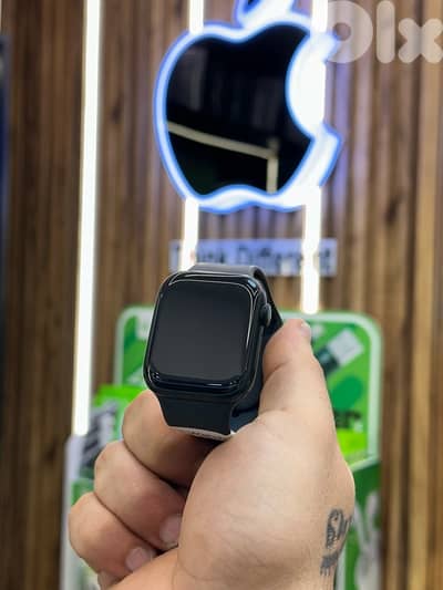apple watch series 9 45mm BH:100% in mint condition