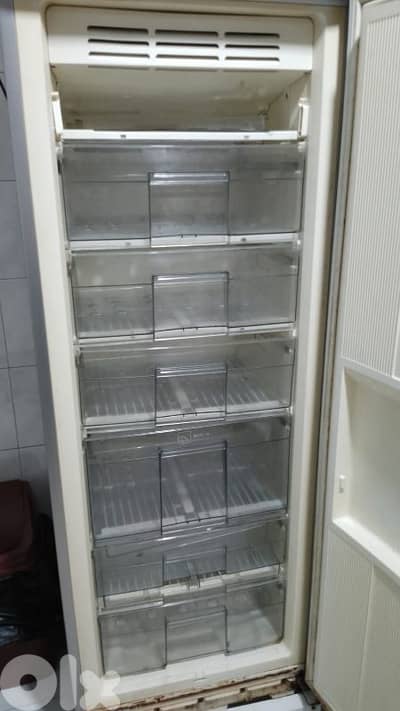فريزر freezer