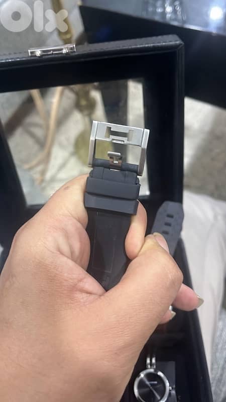 Hamilton khaki  navy sub 4