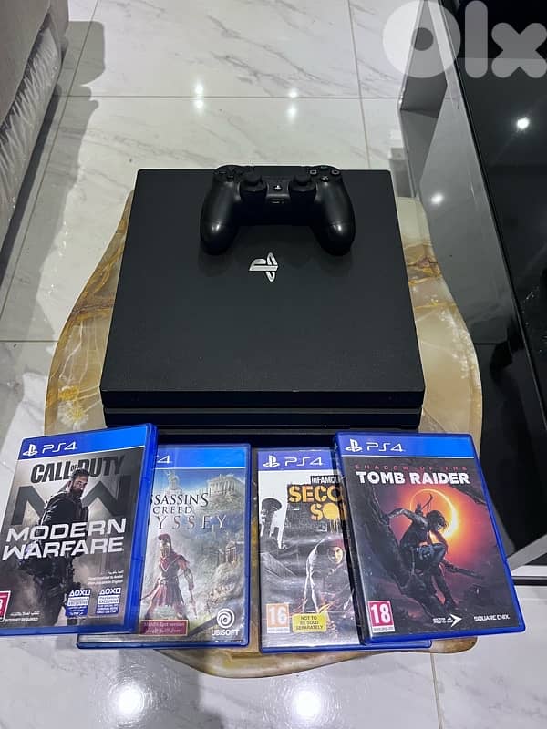 PS4 Pro 1 Tb 0