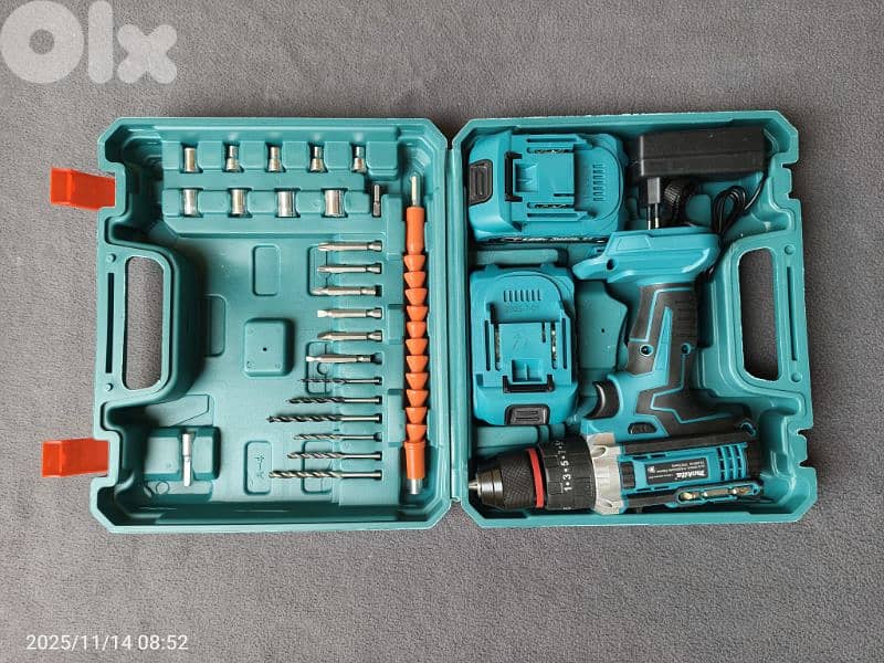 مفك ومقدح بطارية ماركة makita قلب نحاس رأس حديد صناعي جدران . حديد . خشب 3