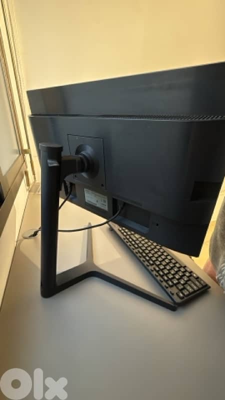 gaming desktop used but super clean 2