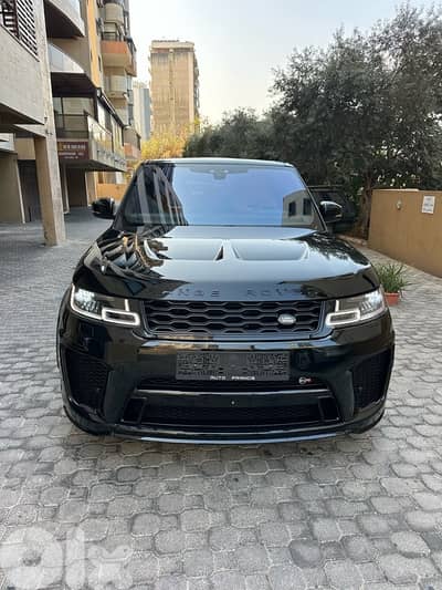 Range Rover Sport SVR 2018 black (clean carfax-47000 miles)