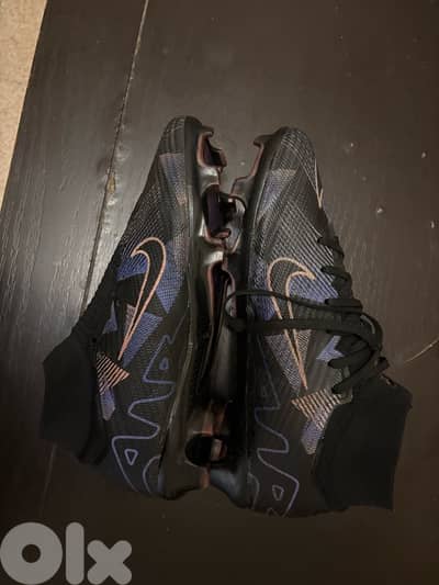 football shoes used حذاء قرة قدم مستعمل