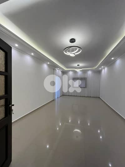 شقة مع حديقة وطاقة للبيع كفرجوز-Apartment with Garden for Sale Kfarjoz