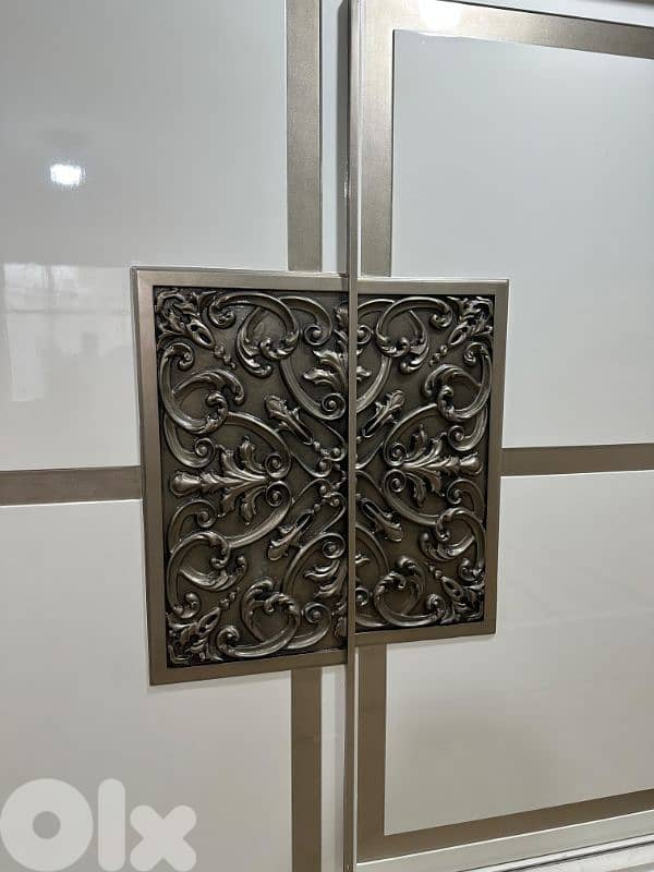 اوضة نوم ملكية مصرية خشب زان ولاتي كلا سحاب 5