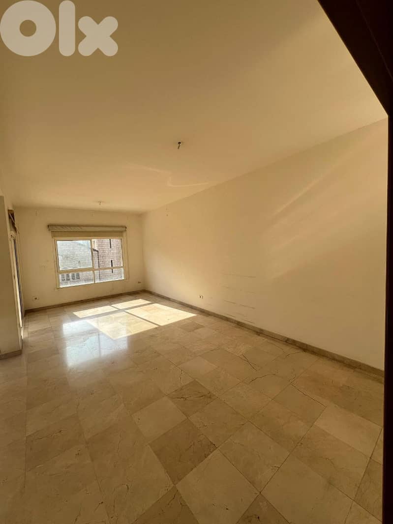 Sin El Fil/ Spacious Apartment For Rent –  سن الفيل/ شقة واسعة للإيجار 0