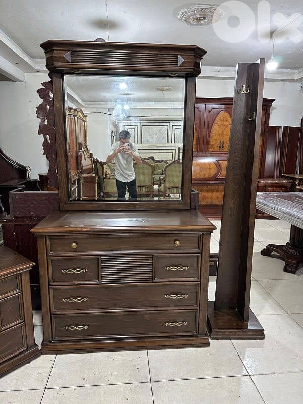 اوضة نوم ملكية خشب زان ولاتي كلا ملبسة قشرة زان 3