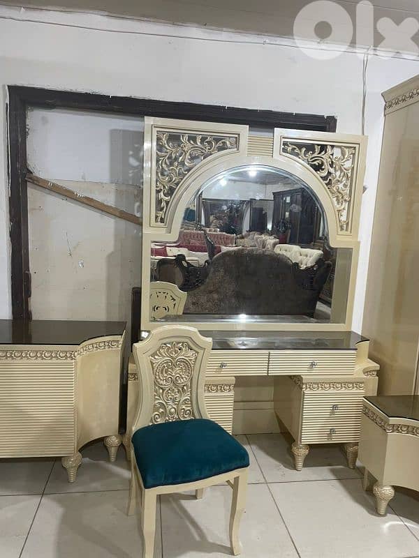 اوضة نوم ملكية مصرية سحاب خشب زان ولاتي كلا 5