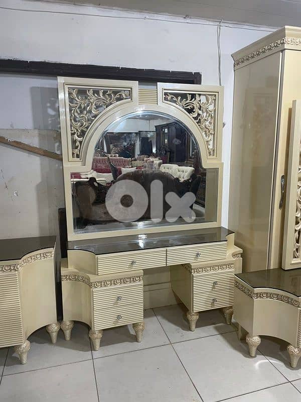 اوضة نوم ملكية مصرية سحاب خشب زان ولاتي كلا 10