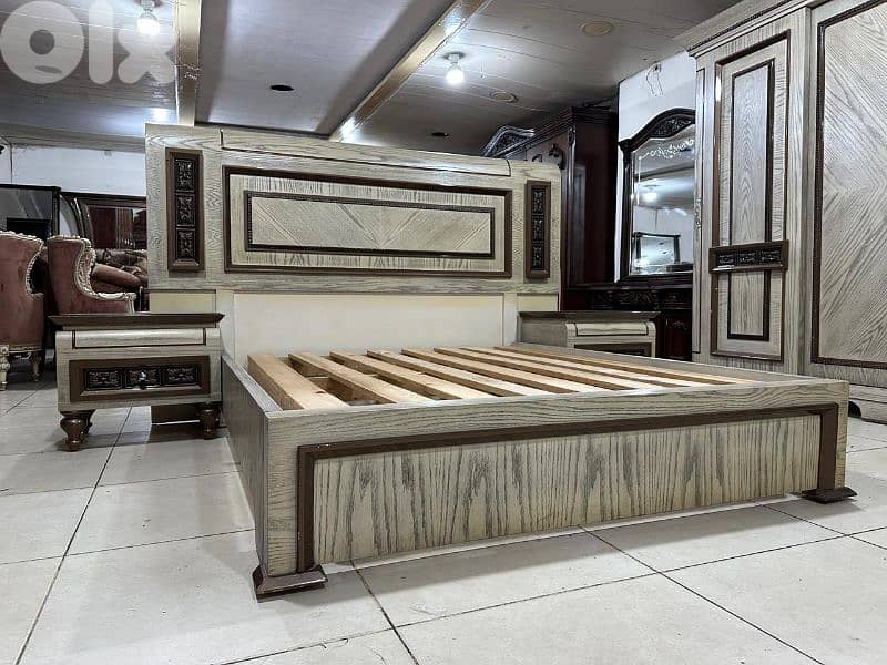 اوضة نوم ملكية مصرية خشب زان ولاتي كلا ملبسة قشرة سنديان سحاب 5