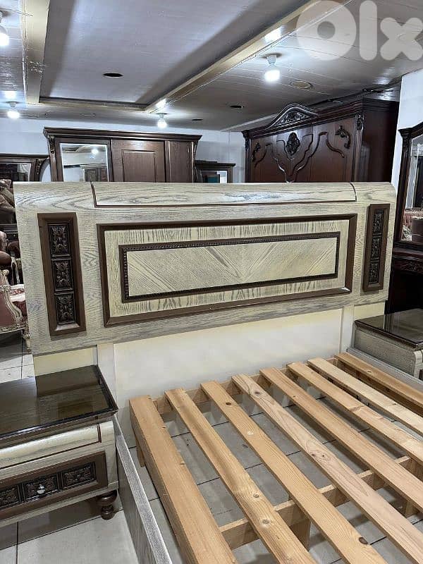 اوضة نوم ملكية مصرية خشب زان ولاتي كلا ملبسة قشرة سنديان سحاب 7