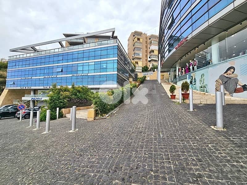 Office Spaces (100-640 sqm) for Rent in Mansourieh 0