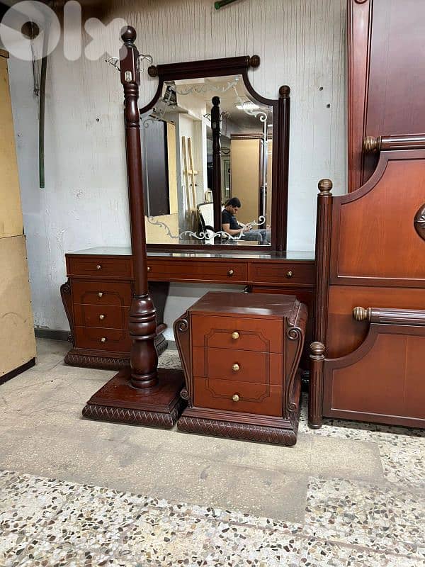 اوضة نوم شغل توصاية خشب زان ولاتي كلا ملبسة قشرة تنباك 3