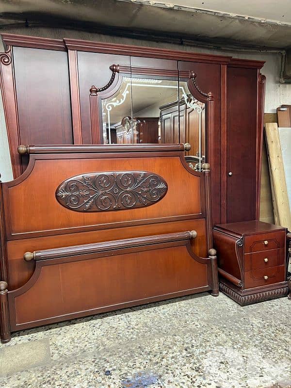 اوضة نوم شغل توصاية خشب زان ولاتي كلا ملبسة قشرة تنباك 5