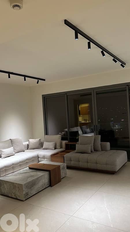 pablo corner living room 0