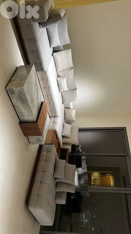 pablo corner living room 1