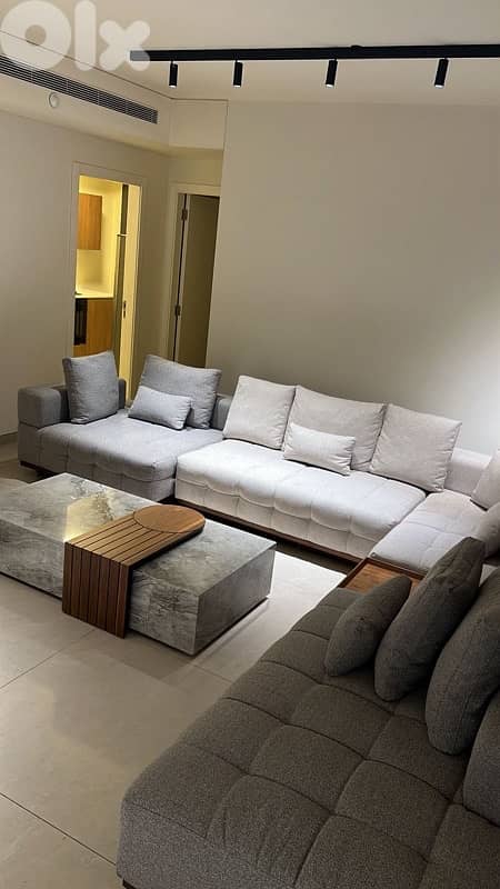 pablo corner living room 2