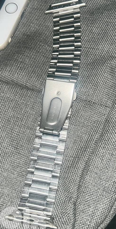 Apple Watch SE (2nd Gen) 40mm  S/M GPS 3