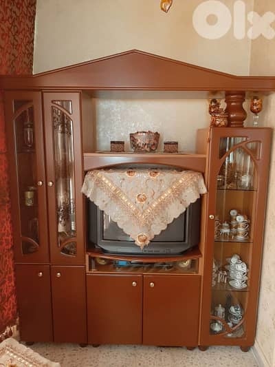 خزانة تلفزيون