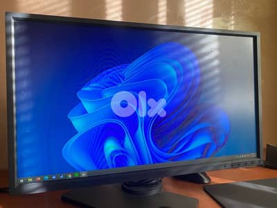 BenQ Zowie 240 HZ gaming monitor with Dyac