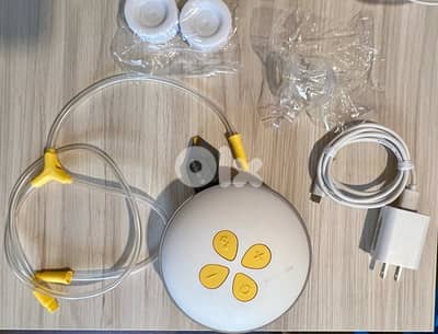 Medela Swing Maxi Pump with Acessories