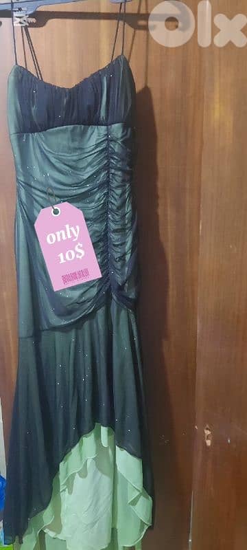 فساتين مستعملة مراة واحدة 10