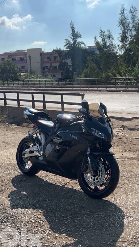 cbr1000rr 2005 2