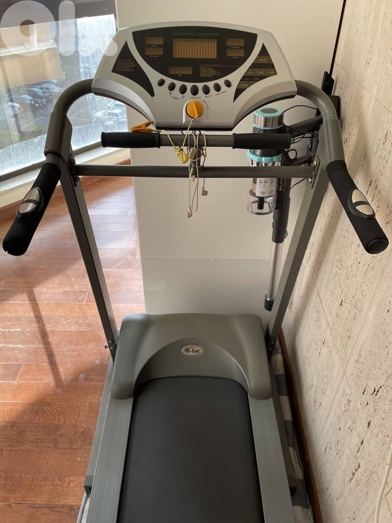 Hi-End brand, high quality,  bought since 7 years, used it for few mov 1