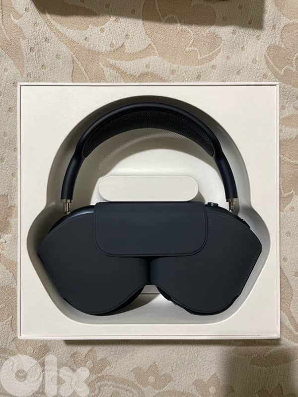 Apple airpods max usb-c 1