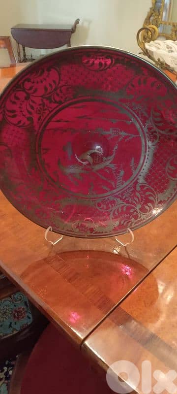 Antique red plate in perfect condition great for home decoration 3