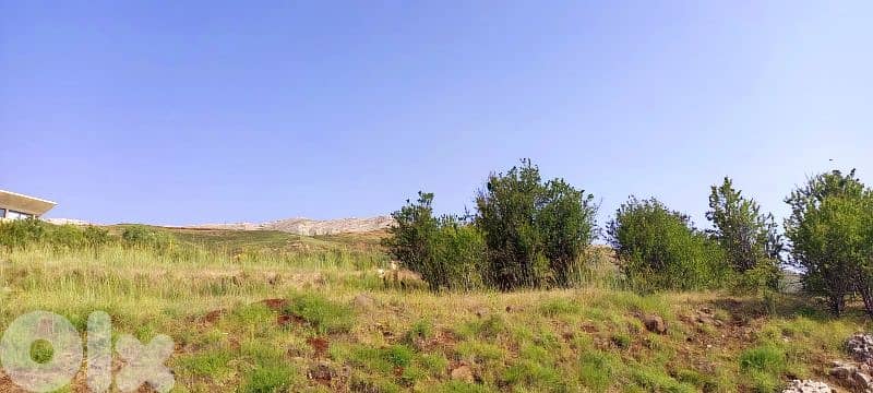 lands for sale in tannourine أرض للبيع في تنورين 1