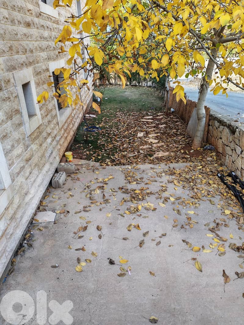 Building for sale in Kfardebian Oyoun el simen - 10 furnished chalets 11