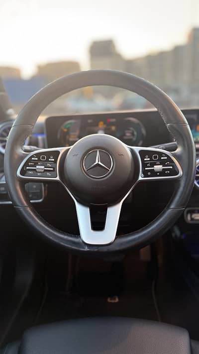 Mercedes-Benz A 220   2019 / 4-Matic