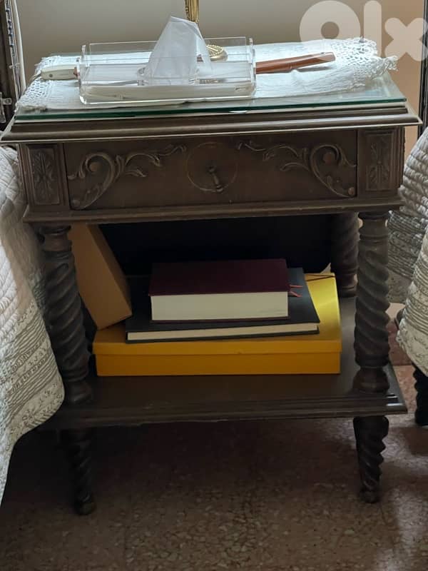 beautiful antique twin beds 3