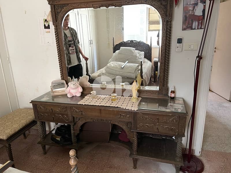beautiful antique twin beds 5