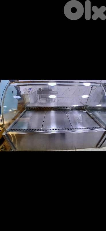 براد واجهة ١٠٠٠$ 1