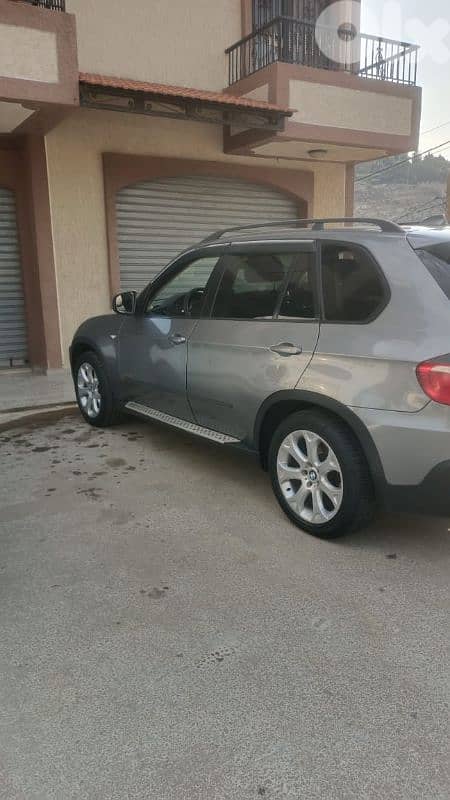 بي ام دبليو ام 5 2007 0