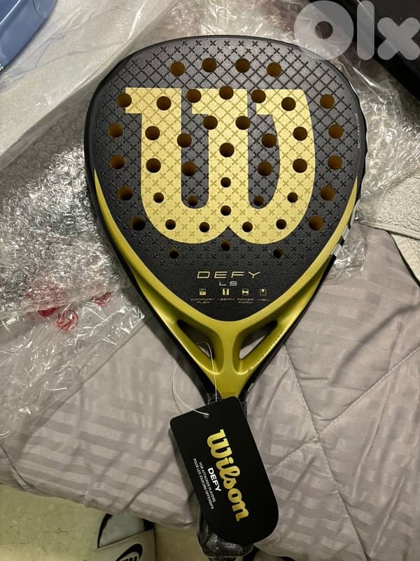 Brand new Wilson defy LS V1 0