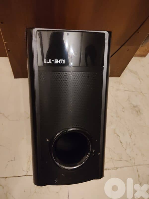 TV 55 inch like new wifi with 2 speaker and DVD and 13