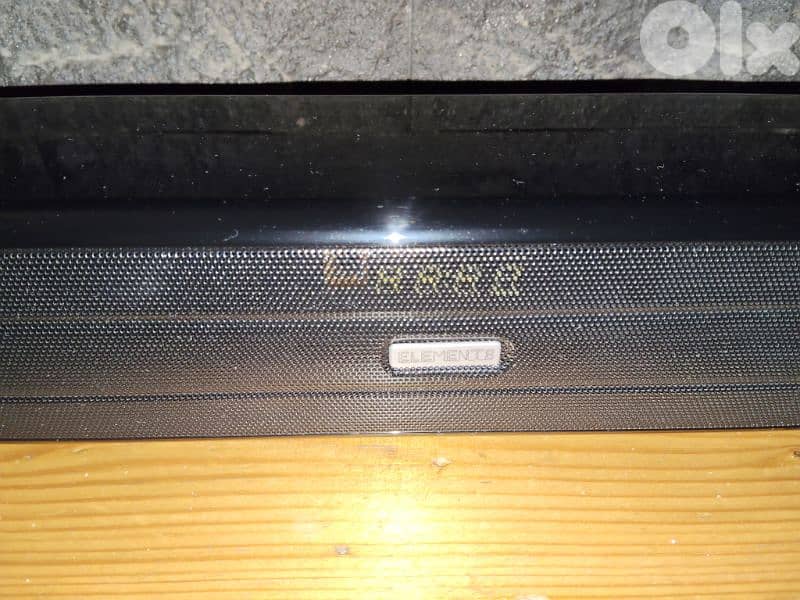 TV 55 inch like new wifi with 2 speaker and DVD and 19