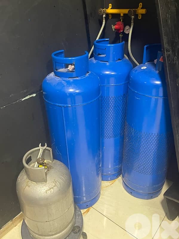 سناك كامل معدات جديده بعدها للبيع سعر مغري 5